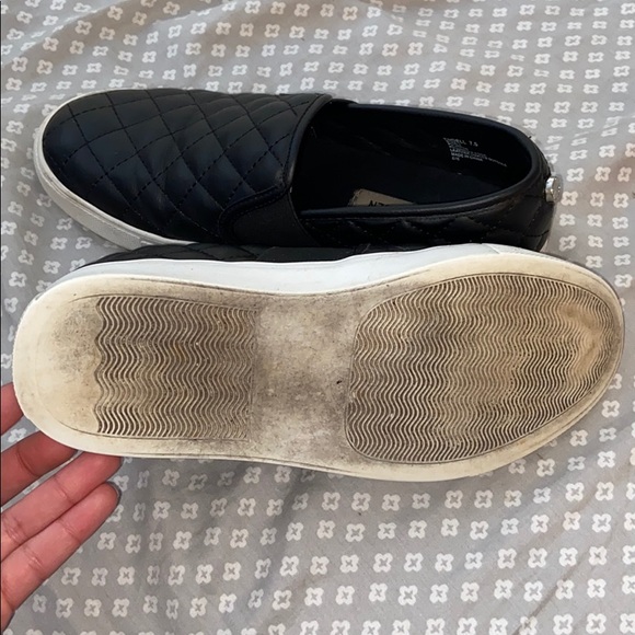 Steve Madden black slip on shoes - Picture 5 of 5